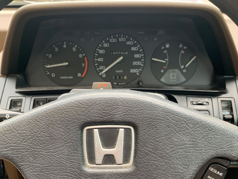 1988 Honda Accord 3G steering wheel and dashboard